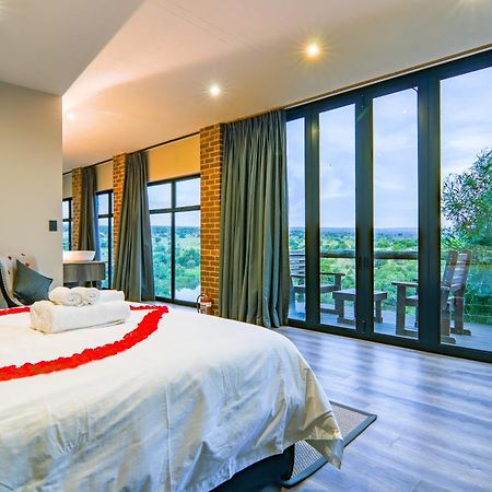 Mabula Game Reserve Cliffhanger Lodge מראה חיצוני תמונה