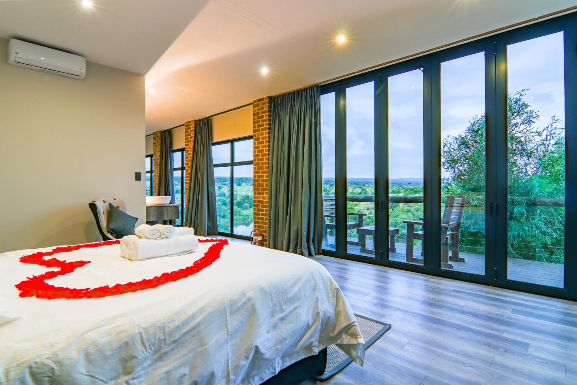 Mabula Game Reserve Cliffhanger Lodge מראה חיצוני תמונה